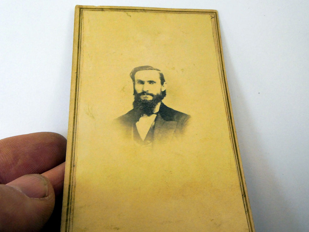 Picture of Gentleman VINTAGE ANTIQUE Photograph 2.5X4" 1880