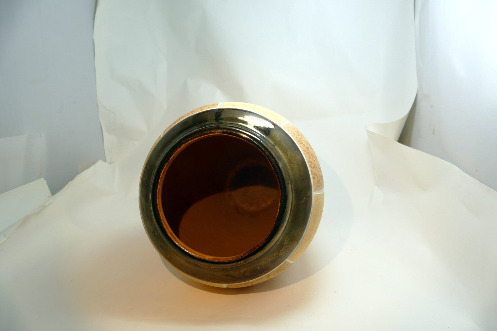 Art Pottery Ceramic Vase 1997 GB Gillian Bliss Signed sand light brown 11"