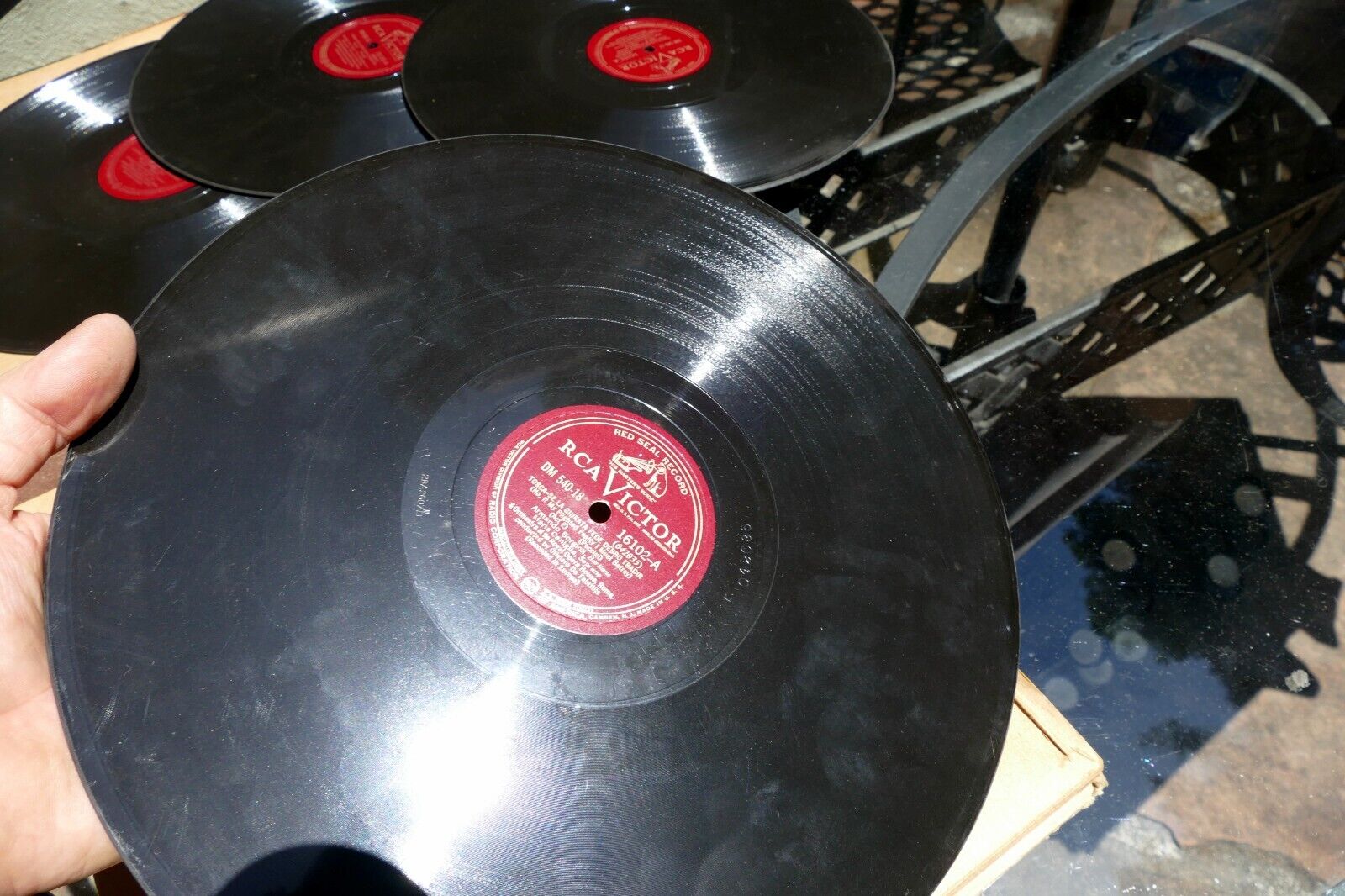 Set of 7 vintage 12-inch 78 RPM Tosca Volume II vinyl records by Puccini, featuring Gigli and conducted by Fabritiis