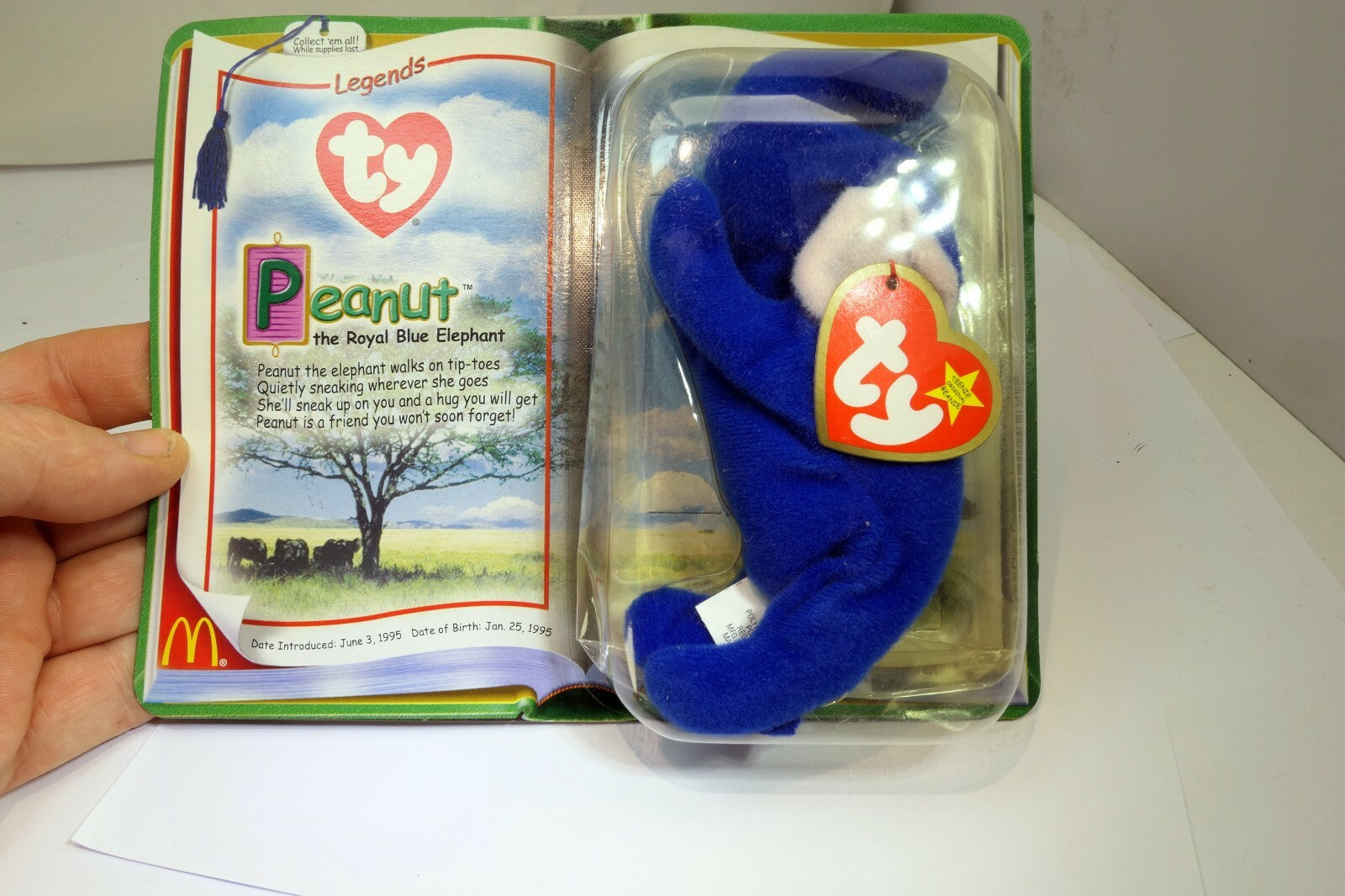 Peanut Beanie Baby 1995 Royal Blue 2000 McDonald's Legends New Unopened