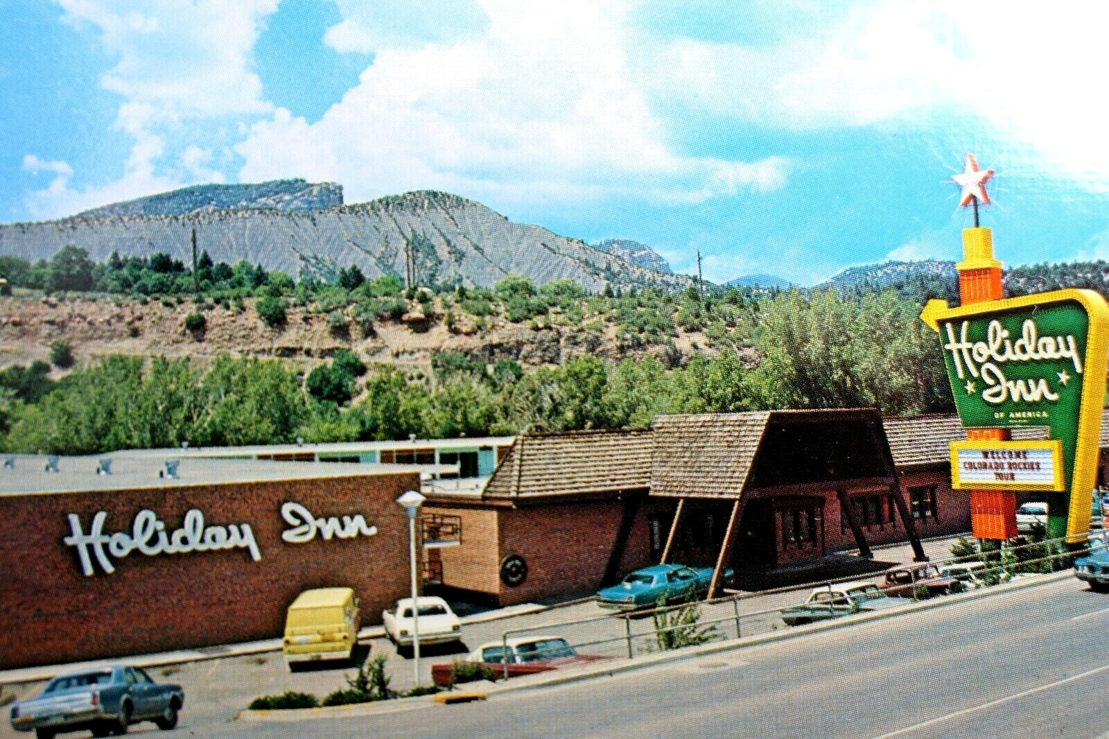 Durango holiday inn colorado americana postcard 1960's vintage us