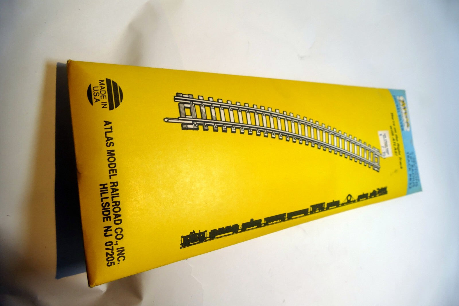 Atlas #833 18" Radius Track Curved  N.O.S. 6 pieces sections per package
