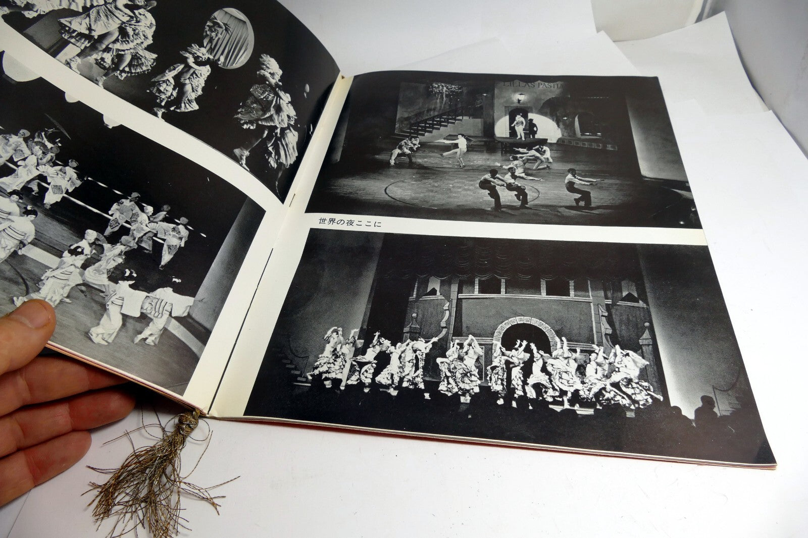 Mikado Theatre Restaurant Souvenir Program Cherry Lane Show Tokyo 1962 Paris