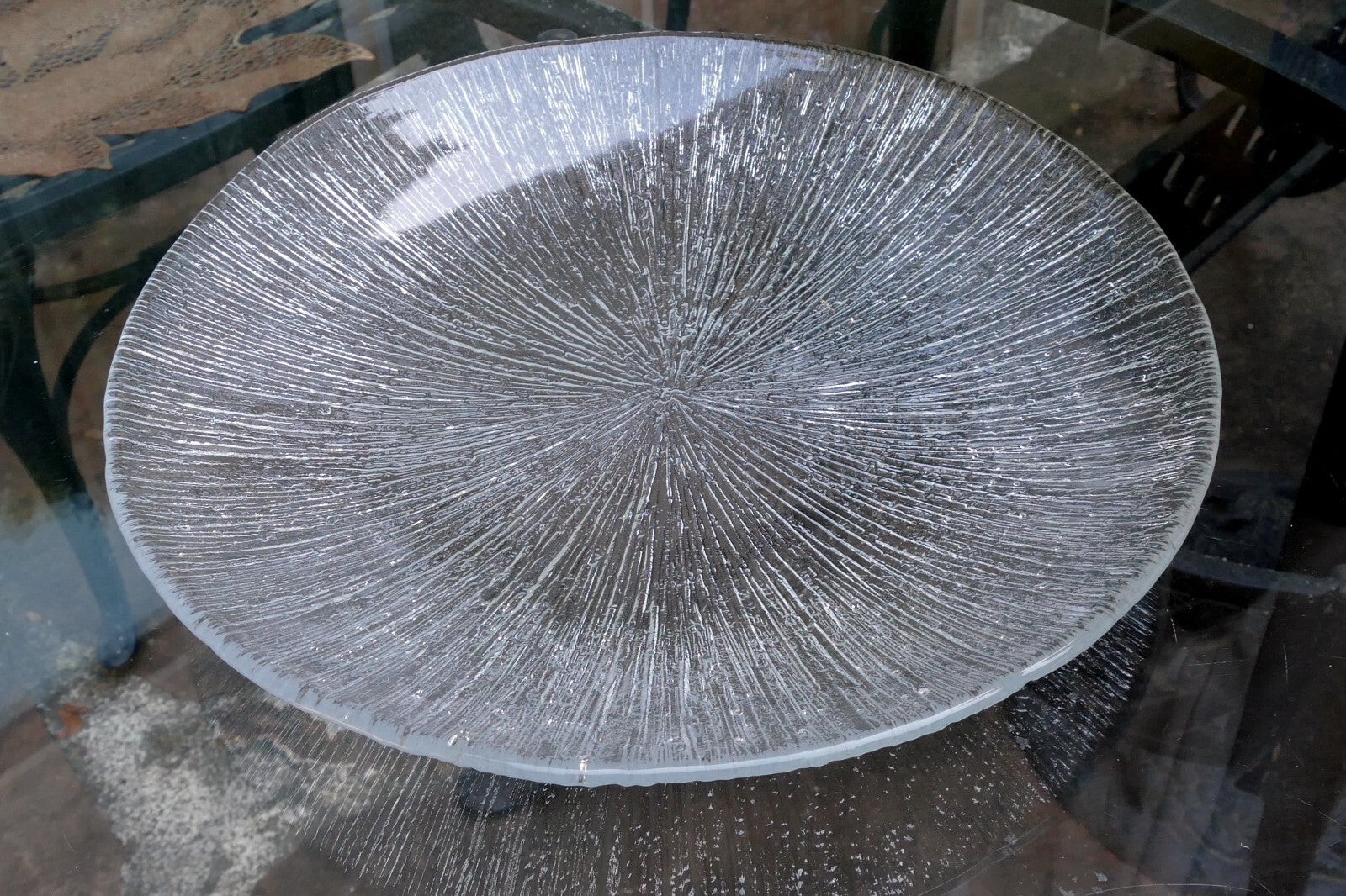 Sasaki Japan Rain Textured Clear Glass 11" Round Plate 11X11X1" Dinner Lunch