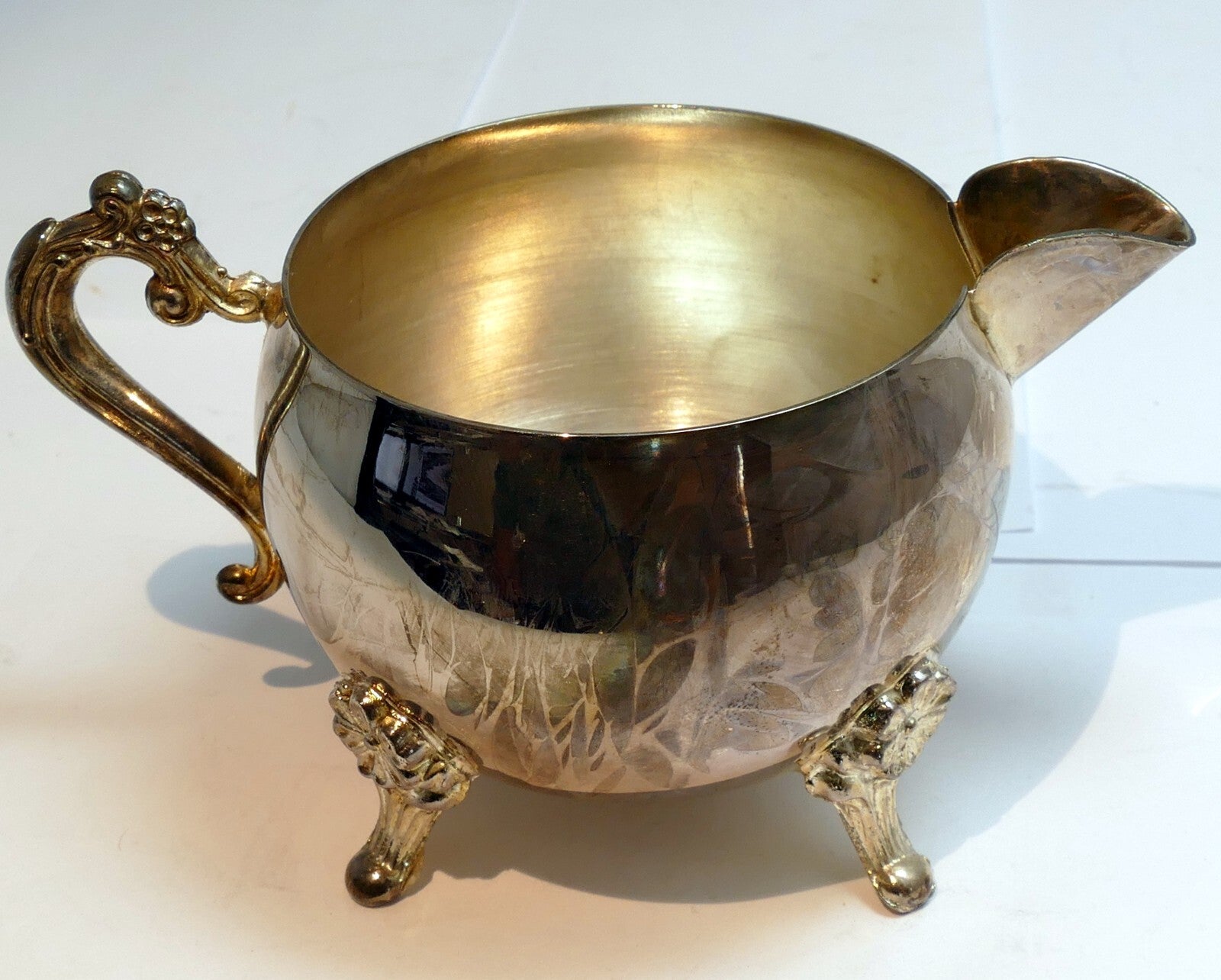 Silver plate creamer made in indonesia