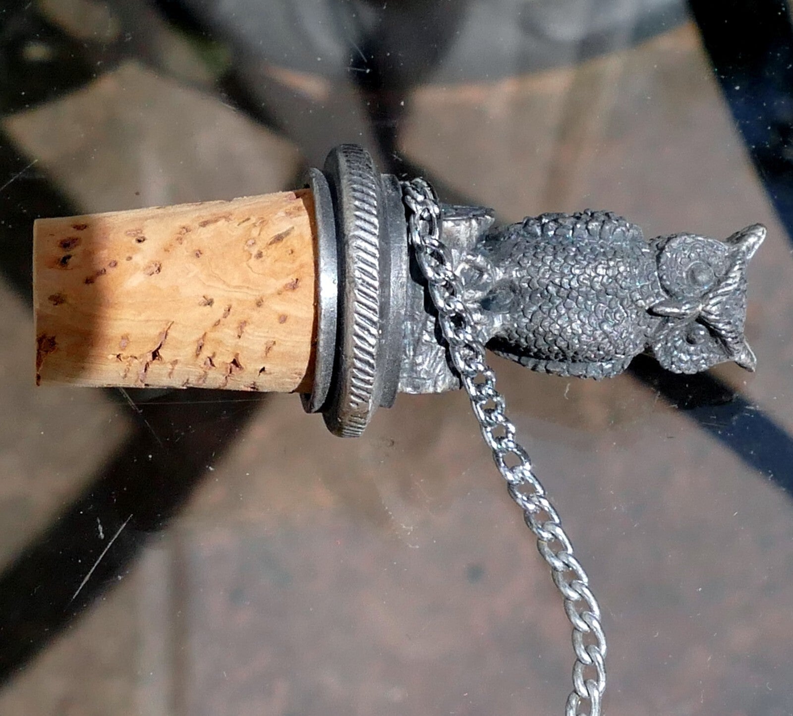Pewter OWL  Wine Bottle Topper Stopper Cork - vintage