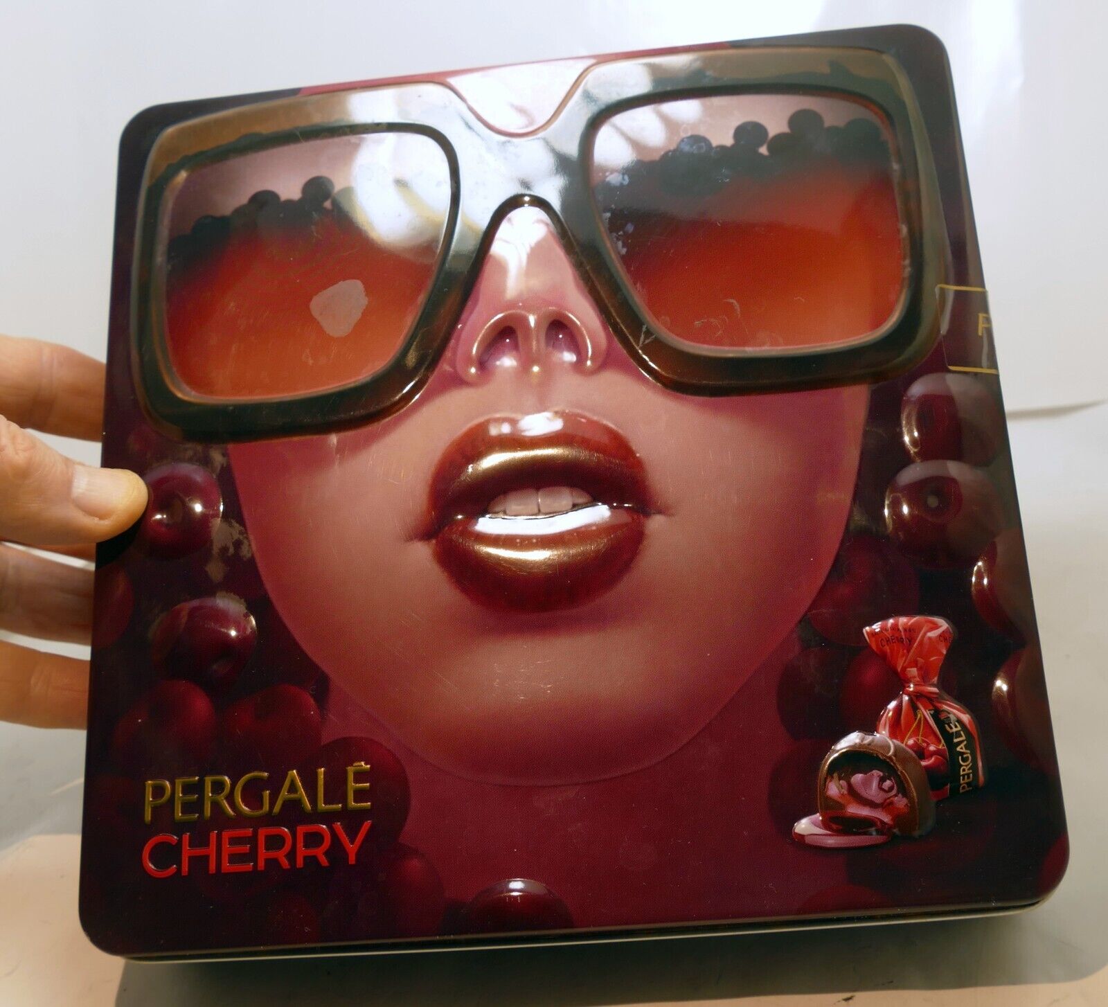 Pergale cherry metal empty tin/container chocolate liquor candy