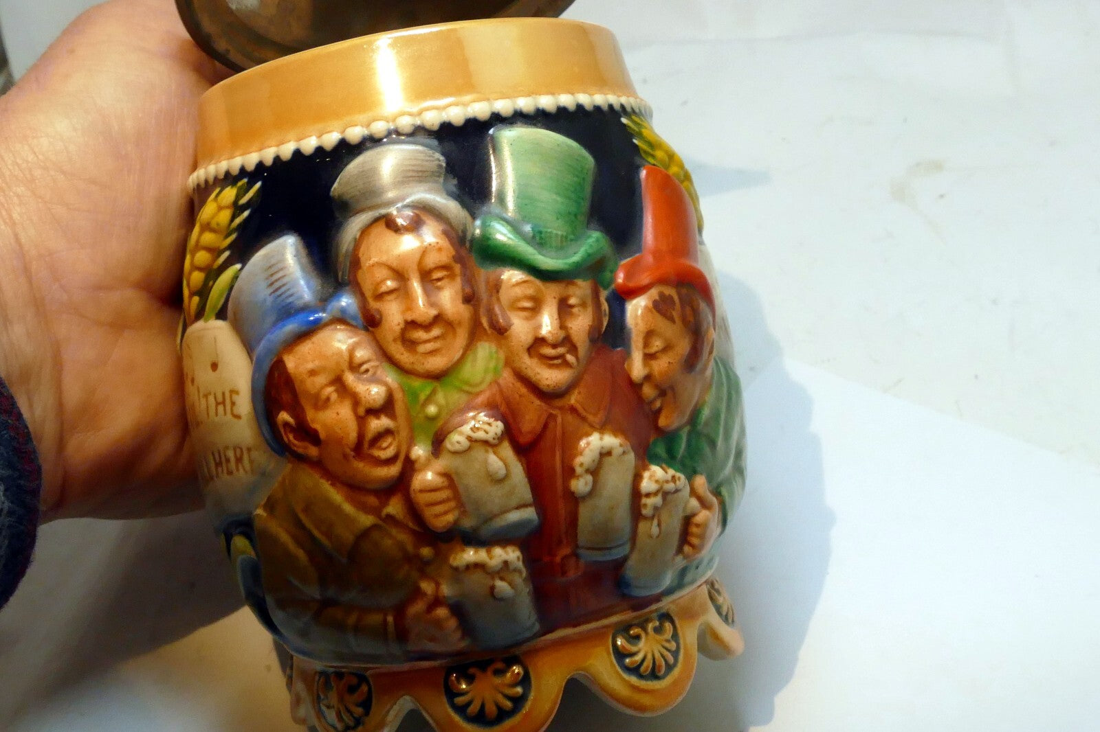 Gerz German Musical Beer Stein Mug w/ Music box 4X6" "THE GANG'S ALL HERE"