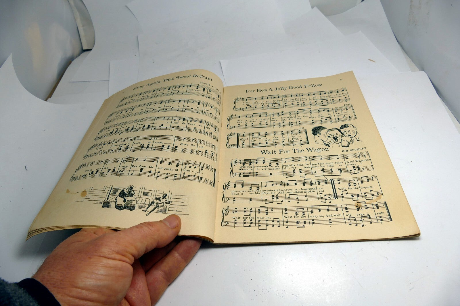 Treasure Chest of OLD TIME SONG HITS ©1935 Treasure Chest Publications, Inc
