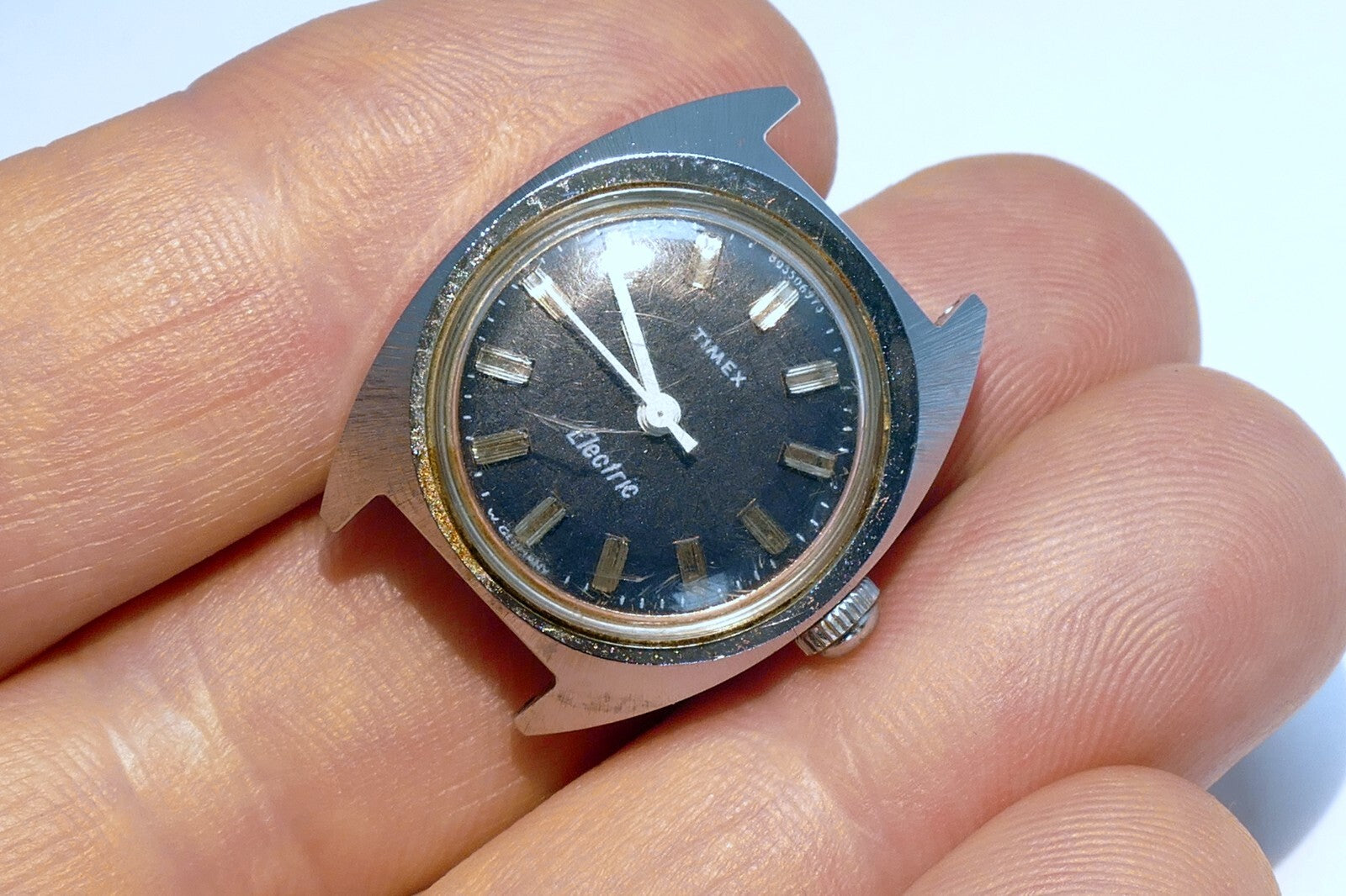 Timex water resistant electric ladies  watch - parts or repair as is