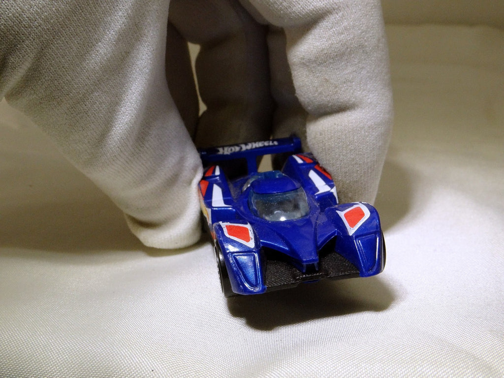 Hot Wheels 24 Oups 2010 Mattel Malaysia