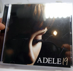 Adele 19 music cd   case with cracks