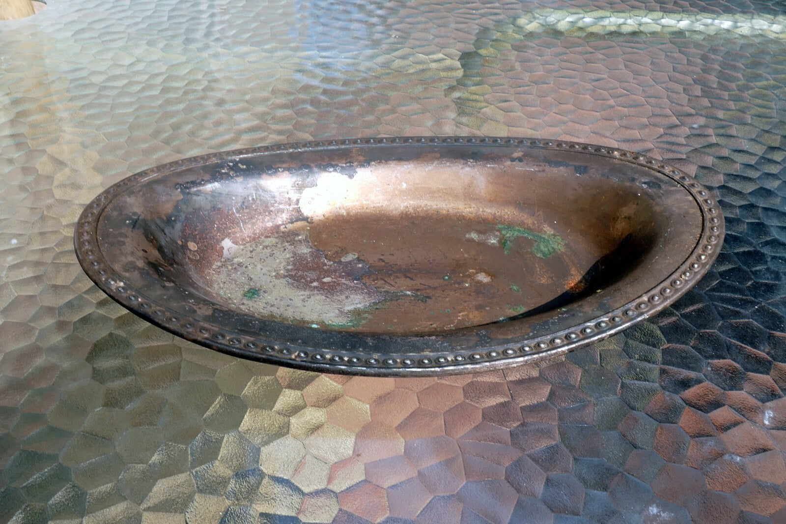 Silverplate 12 x 7 x 1" Oval Recessed Dish/Plate round medium size