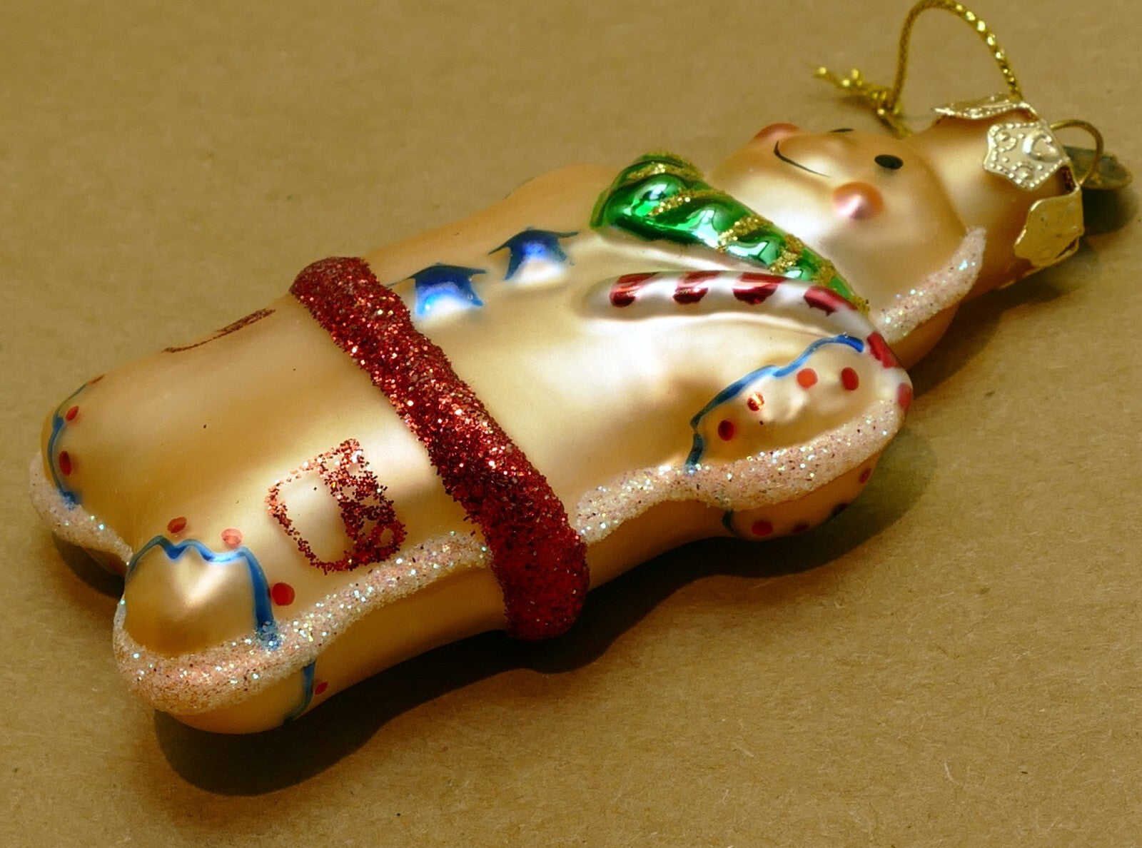 Thomas pacconi glass gingerbread man christmas ornament gold red green 3"