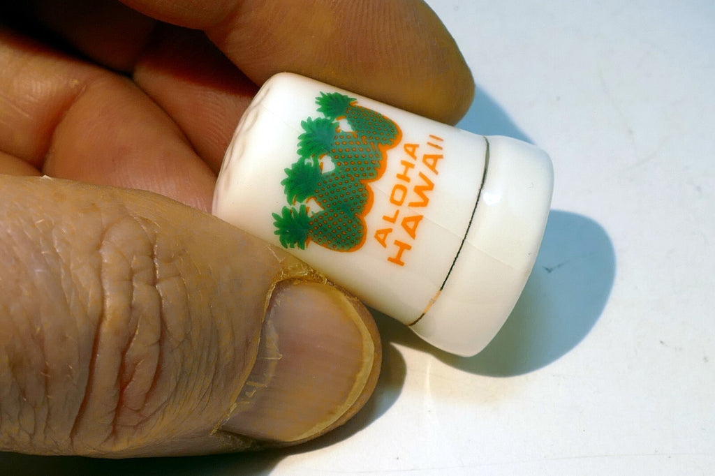 Porcelain Thimble Souvenir Aloha Hawaii pineapple USA