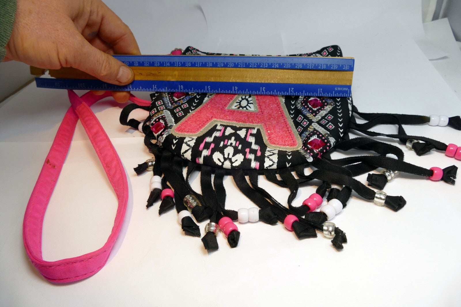 Justice Pink Purse with Pattern  8" x 6" A  Beaded Sequined Knit