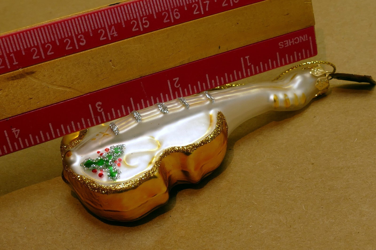 Thomas Pacconi Glass Violin  Christmas Ornament gold music strings  3"
