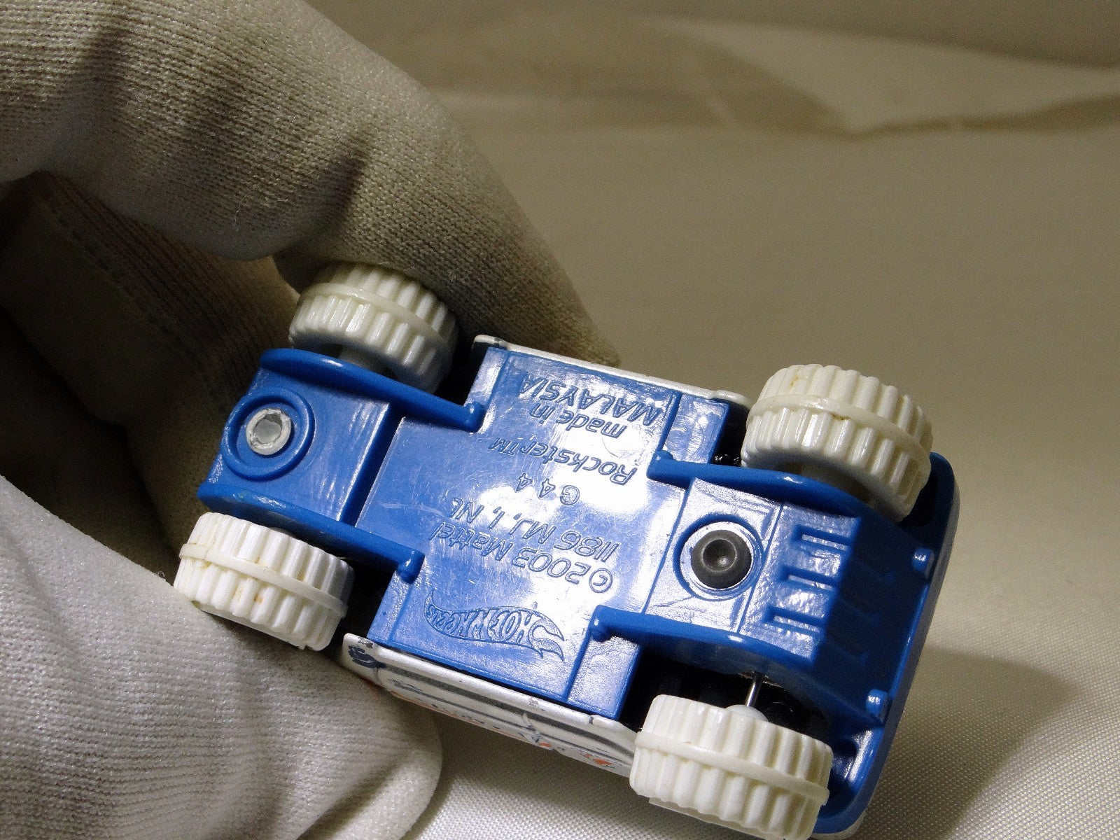 Hot Wheels 2003 Mattel 1186  Diecast Hummer Truck