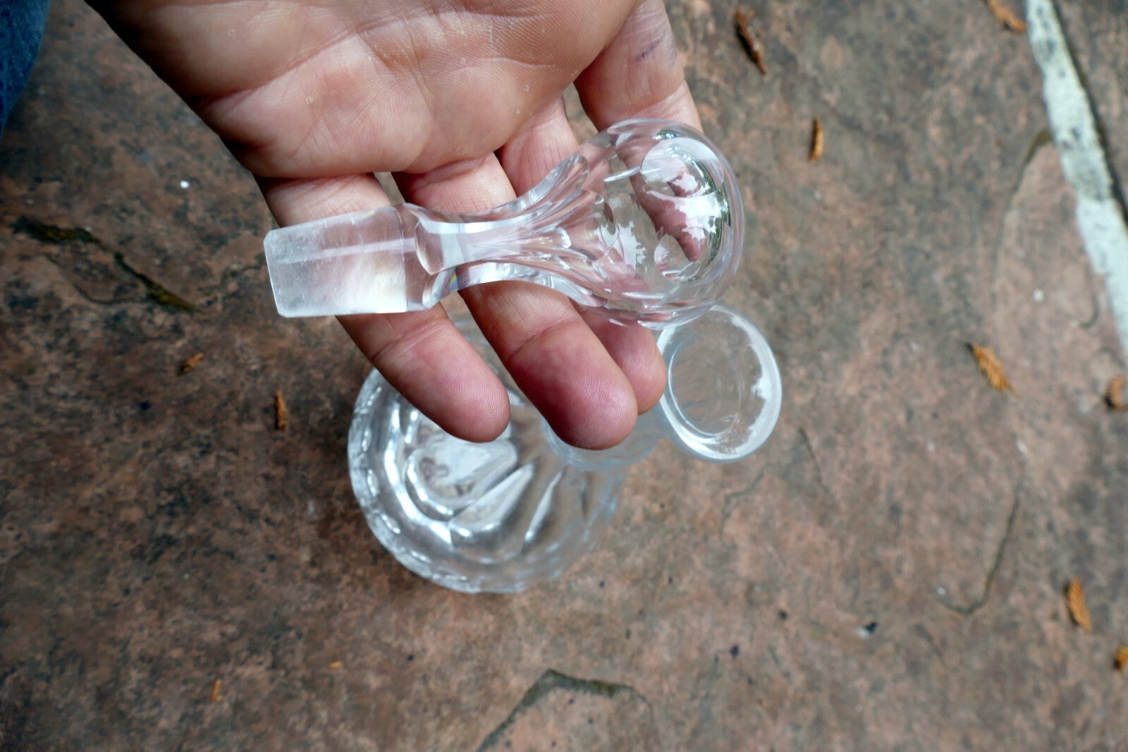 1 Litter Glass Decanter Lead Cut crystal With Stopper 8" tall