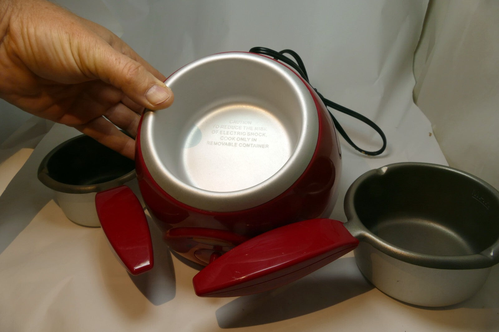 Cook's Essentials Red Chocolate Treat Maker With 2 MELTING POTS - CECM1R2