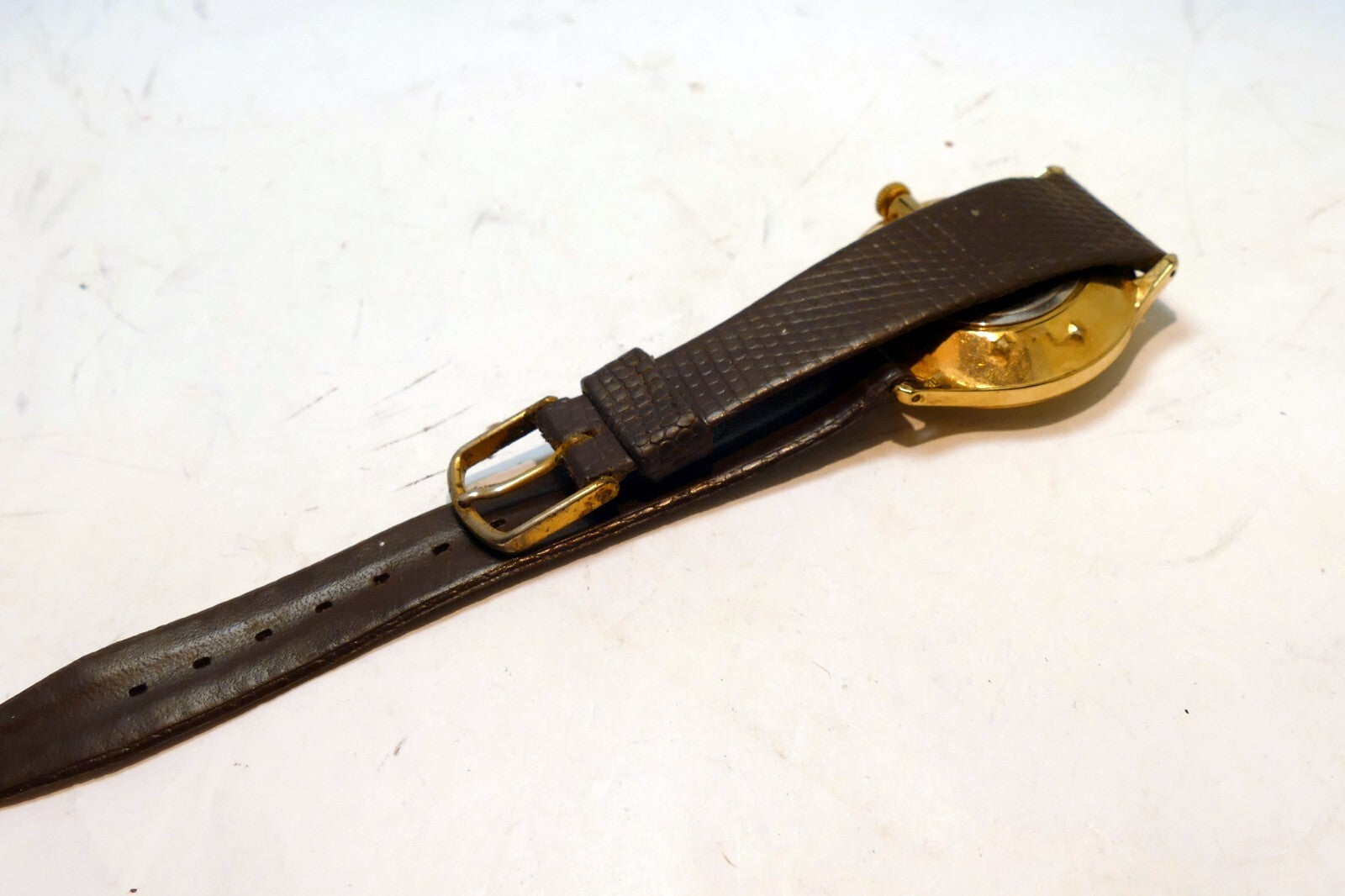 Acqua Quartz Unisex Gold Tone Watch Leather Band Water Resistant A6 - AS IS PART