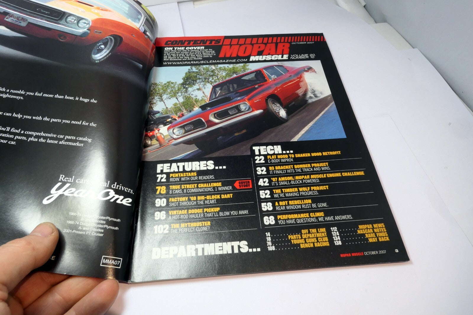 MOPAR Muscle Magazine October 2007 True Street Challenge '69 Big-Block Dart