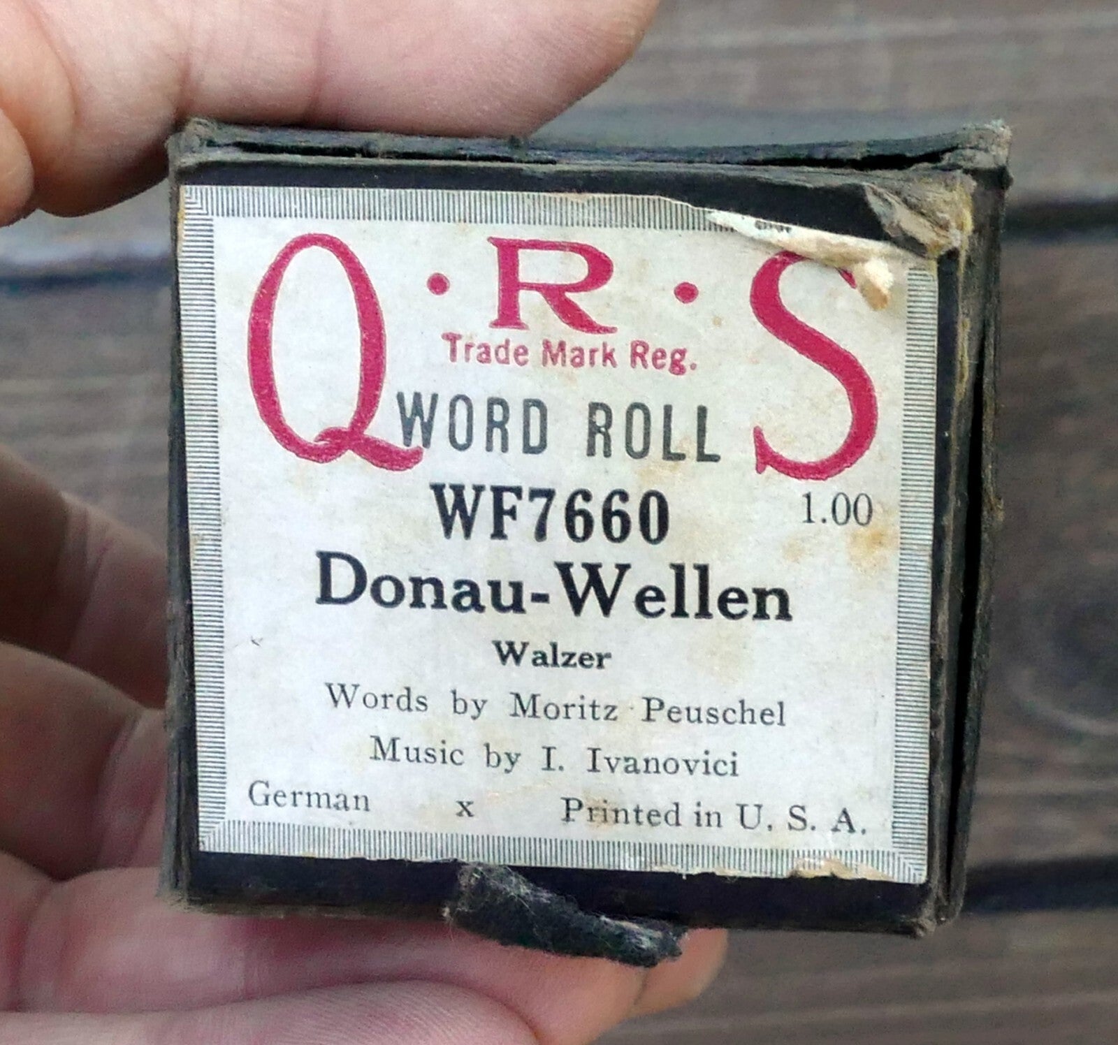 Qrs word piano roll wf7076 donau wellen walzer ivanovici   damaged front   as is