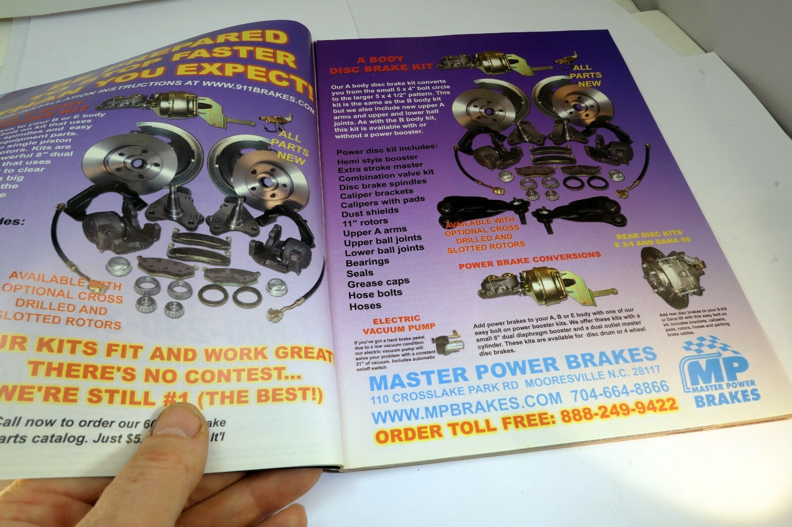 MOPAR Muscle Magazine July 2005 Magnum Head Massage, Hemi Intakes