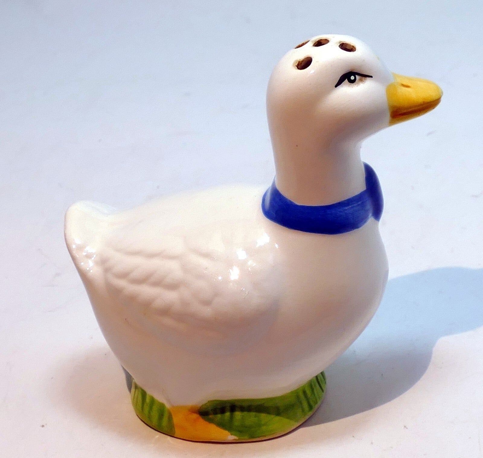 Salt Shaker White Goose Duck Blue Ribbon Ceramic Pre-owned