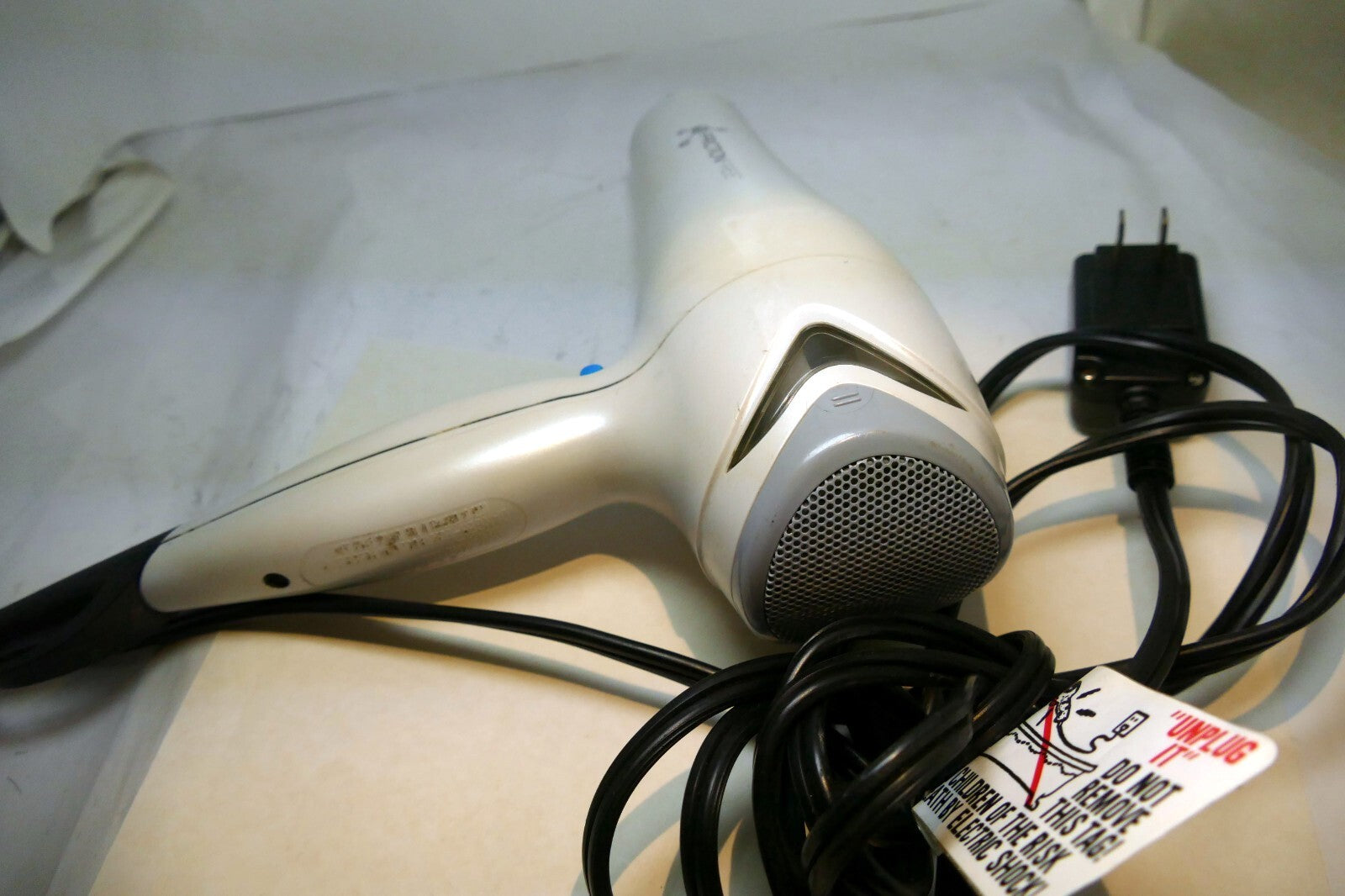 Cricket 5300 Pro Hair Dryer Friction Free Ceramic Ionic 1875W - USED