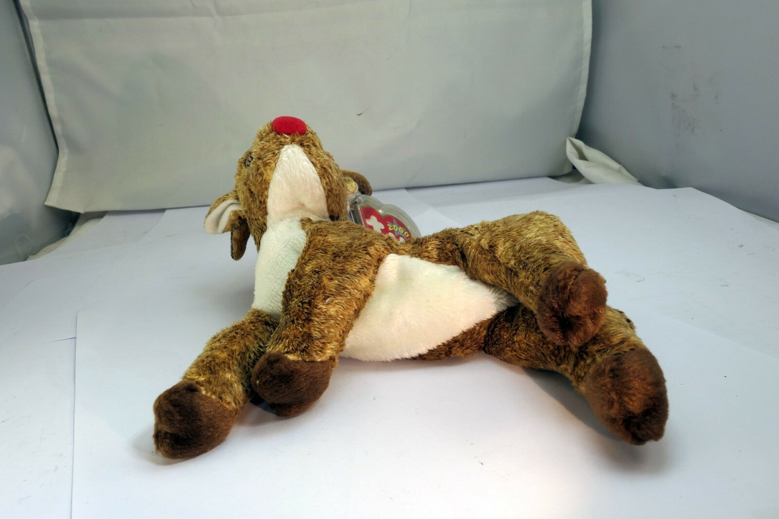 TY Beanie Baby Roxie ( 2000 Collection ) Reindeer RED nose deer Christmas