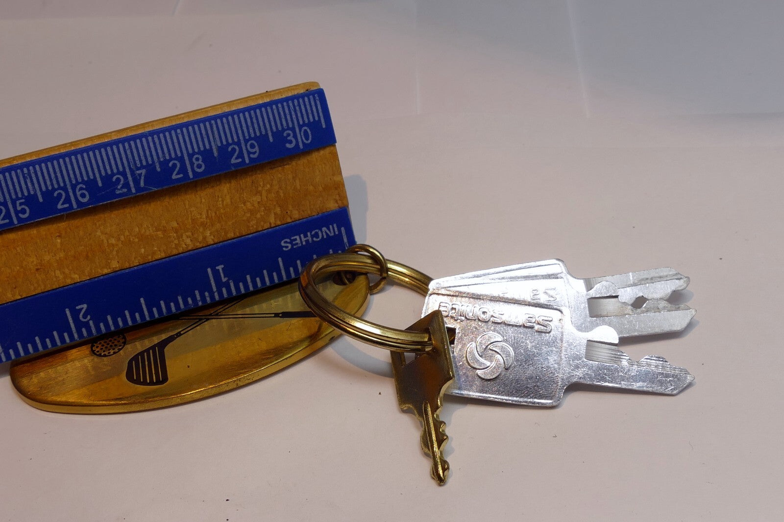 Golf Bag with Clubs Brass Key Chain 2.5 Inch Engravable Samsonite keys