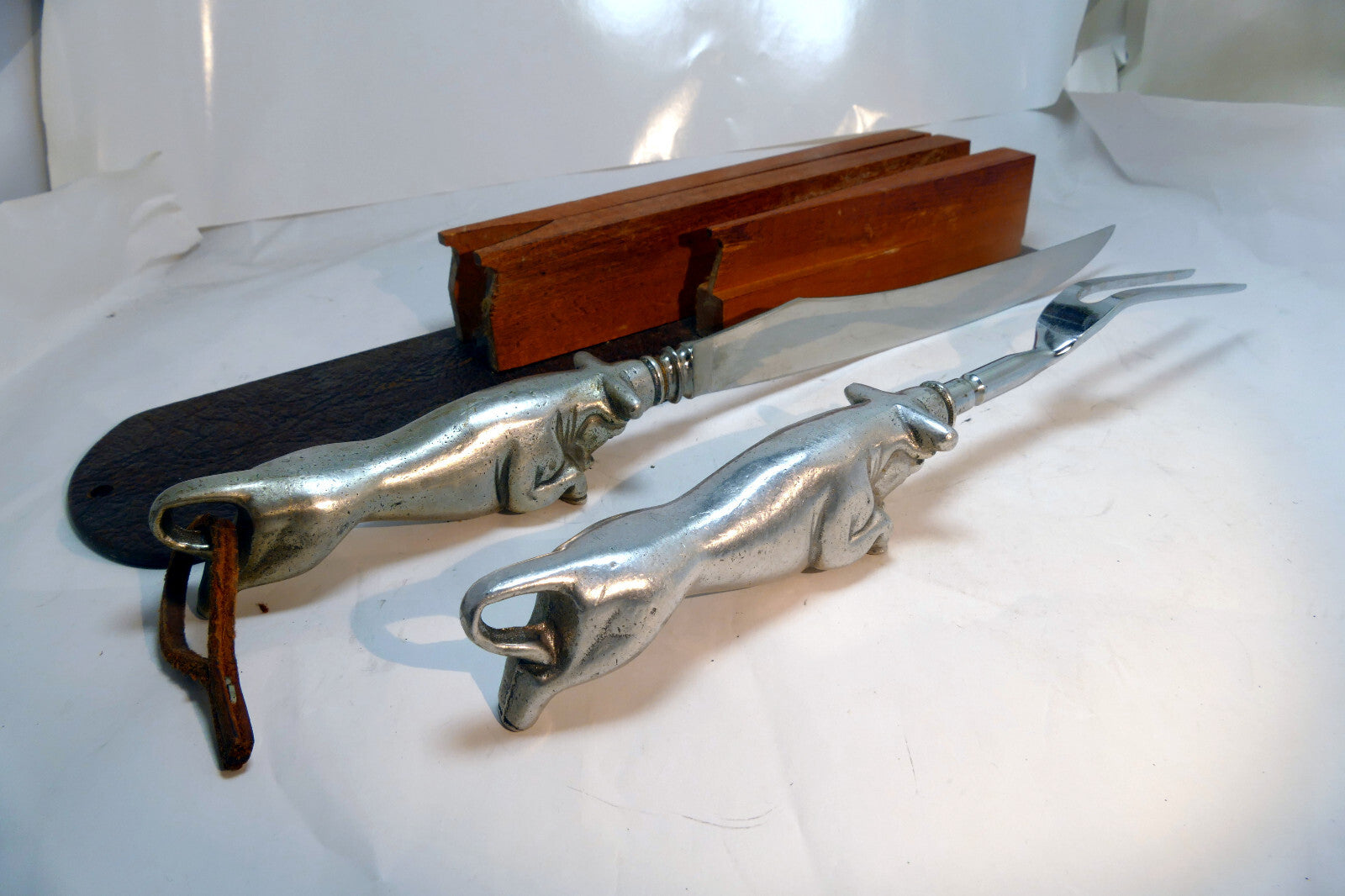Carving Set Charging Bull Meat Knife Fork w/ Holder made in Sheffield England