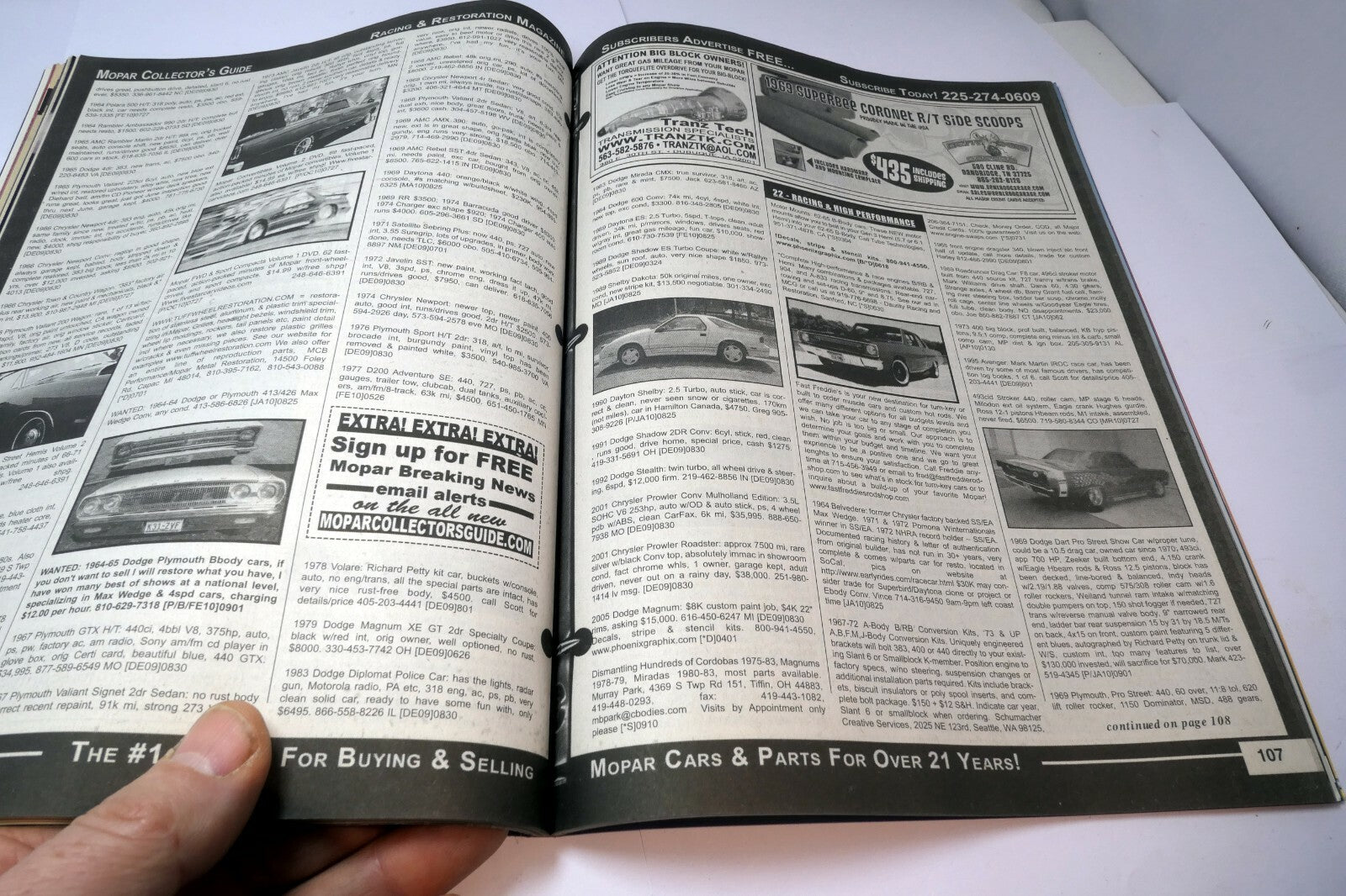 MOPAR Collector's Guide Magazine December 2009 "70 HEMI R/T SE  Challenger