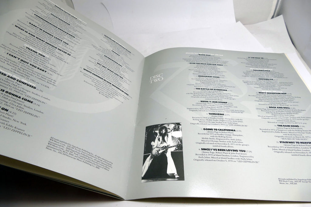 Led Zeppelin  booklet  Inlay from LP 1990 82144  36 pages with fold out poster
