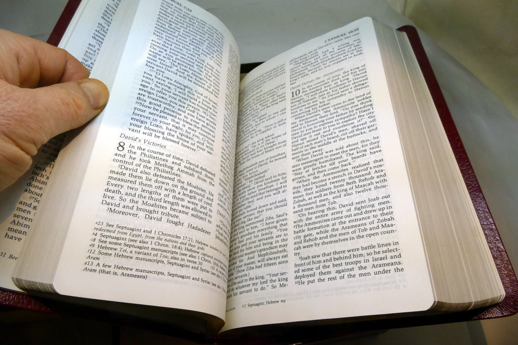 Holy Bible New International Version With Red Letter 1983 ninth print