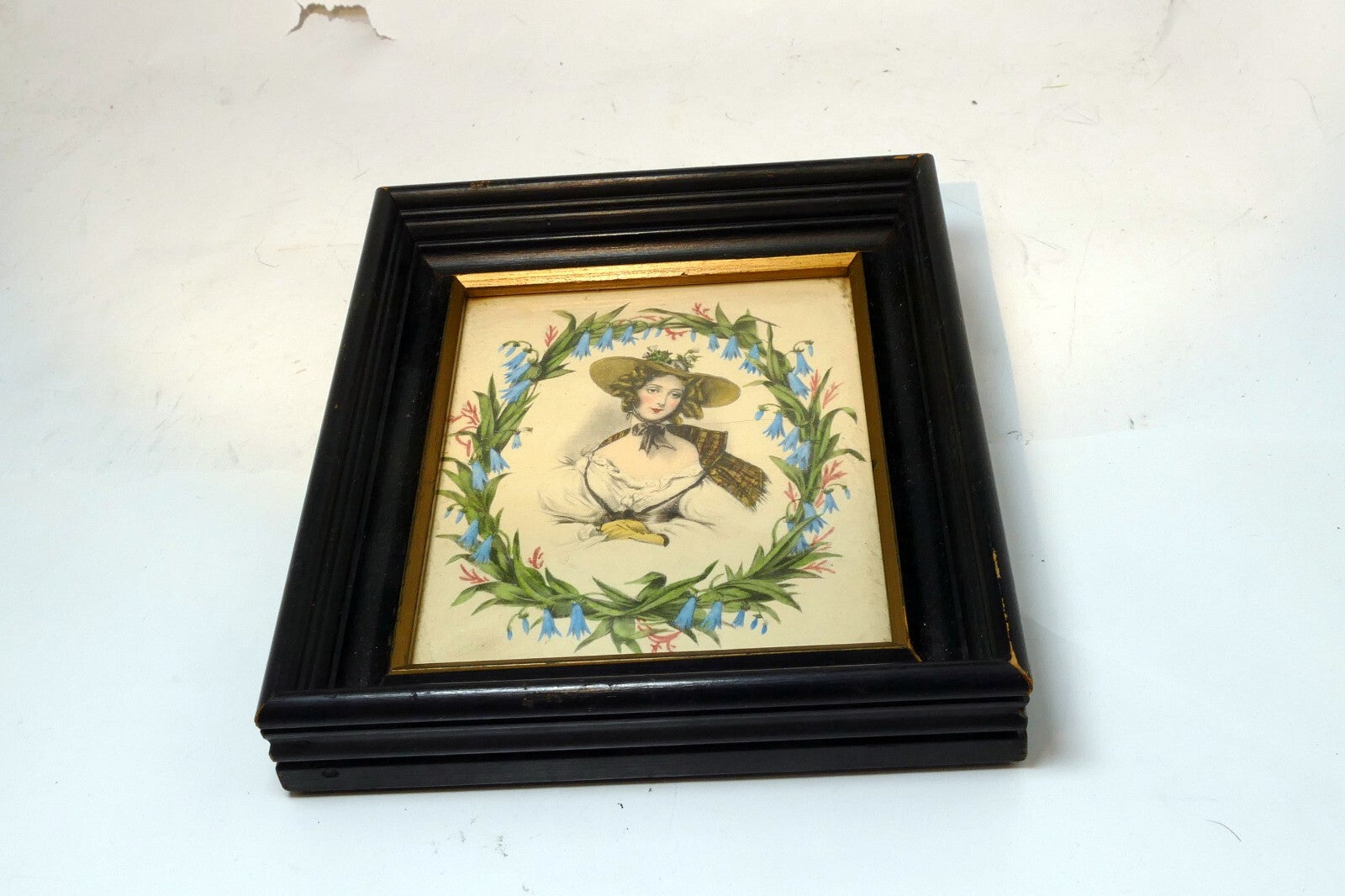 FRENCH MAIDEN WALL DECOR VICTORIAN LADY DESIGN floral Lemercier Lithograph