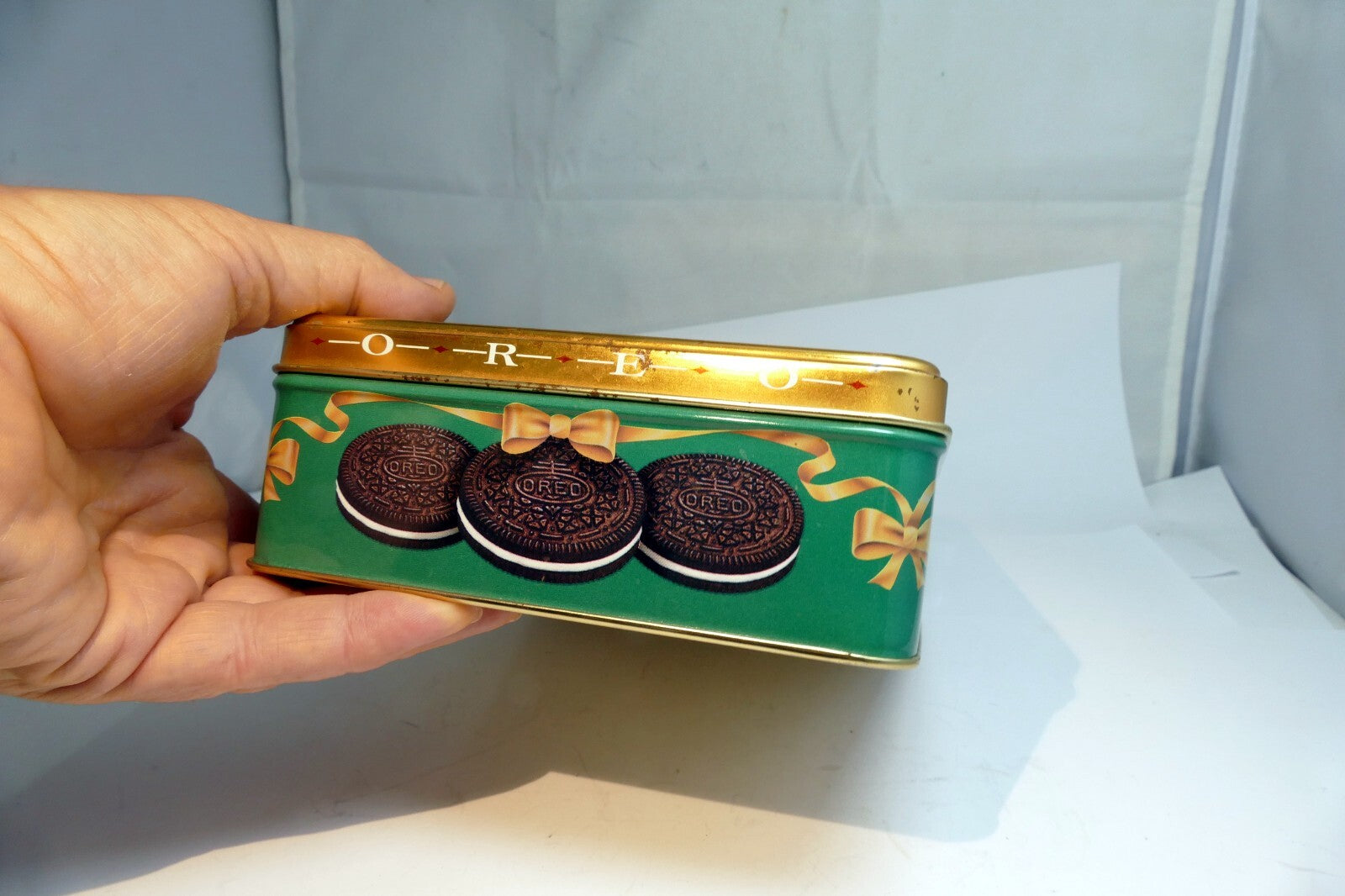 Oreo  Cookie Christmas Eve Tin empty container Santa Claus & Boy  milk tray Dog
