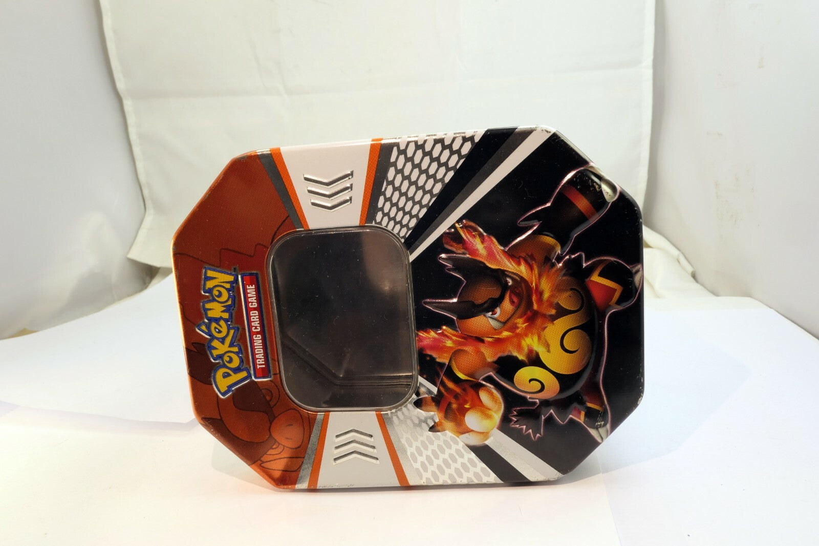 POKEMON TIN CASE BOX TCG metal  evolve battle action