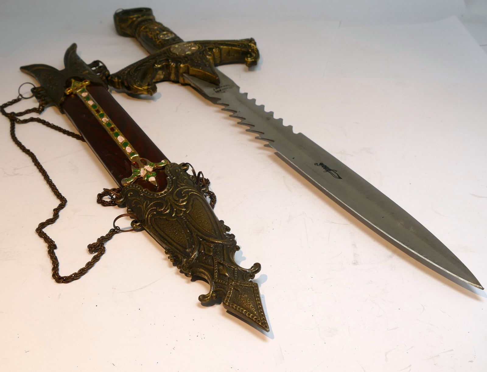 Slash knife dagger made in germany with sheath scabbard eagle cross ornate