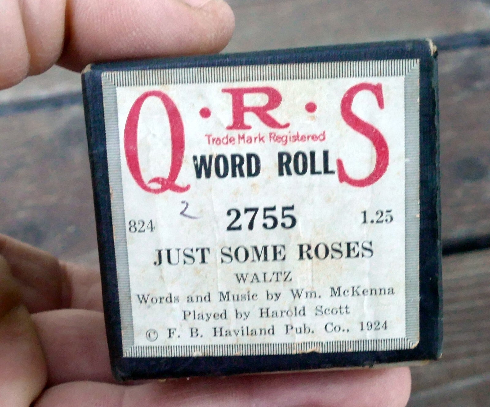 Qrs word roll 2755 just some roses waltz by mckenna