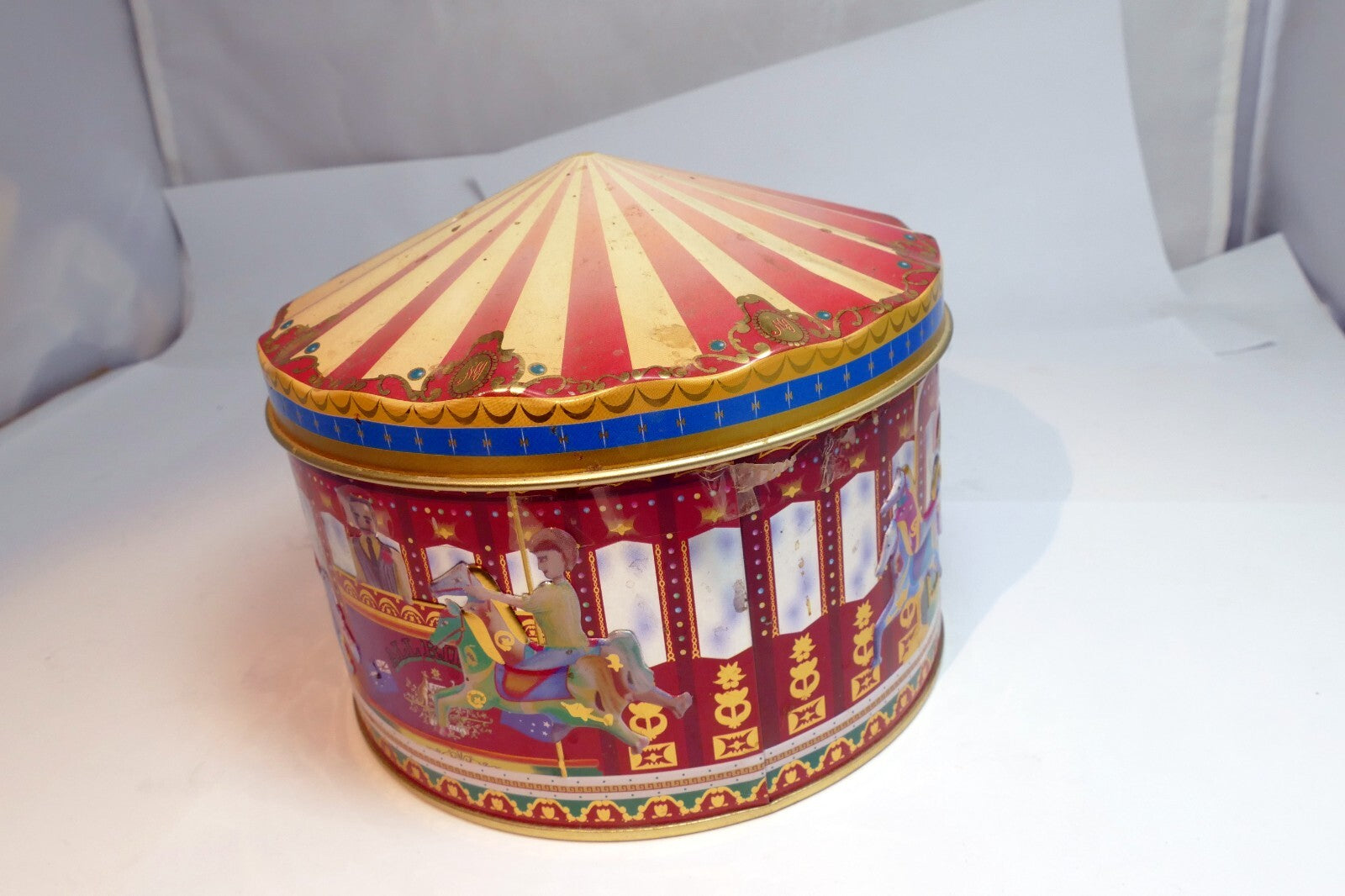 Metal Empty Tin/Container Morris National Toffee Circus carousel girl horse tent