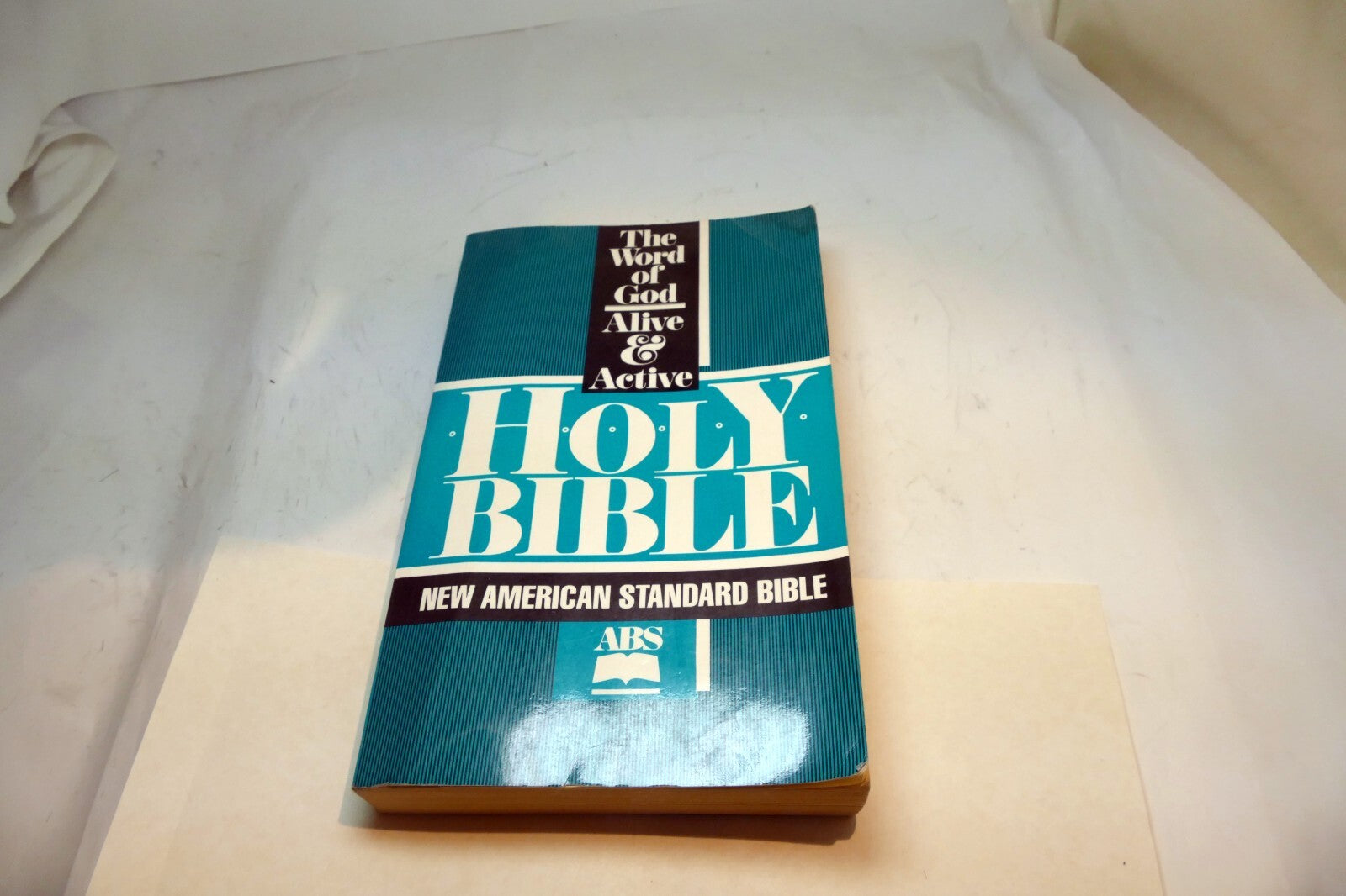 New the Word of God Alive & Active Holy Bible (Today's English Version) GREEN BL