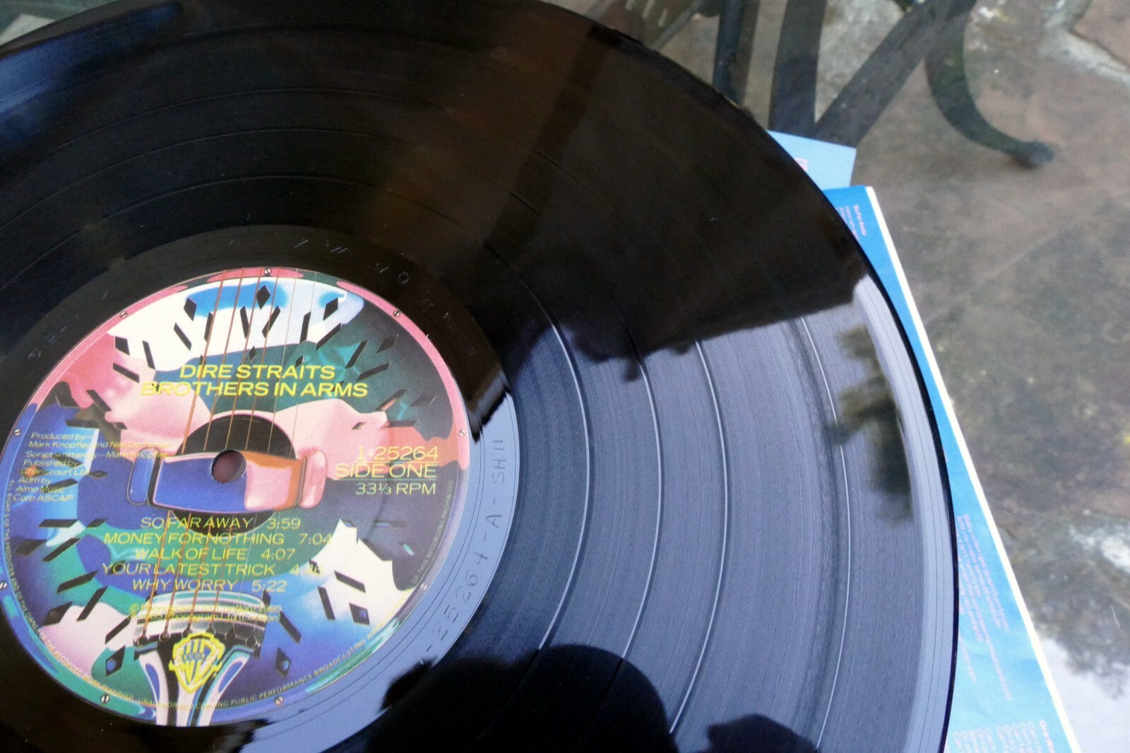 Dire Straits "Brothers in Arms" Warner Bros. Records  1- 25264 Vinyl LP  1985 or