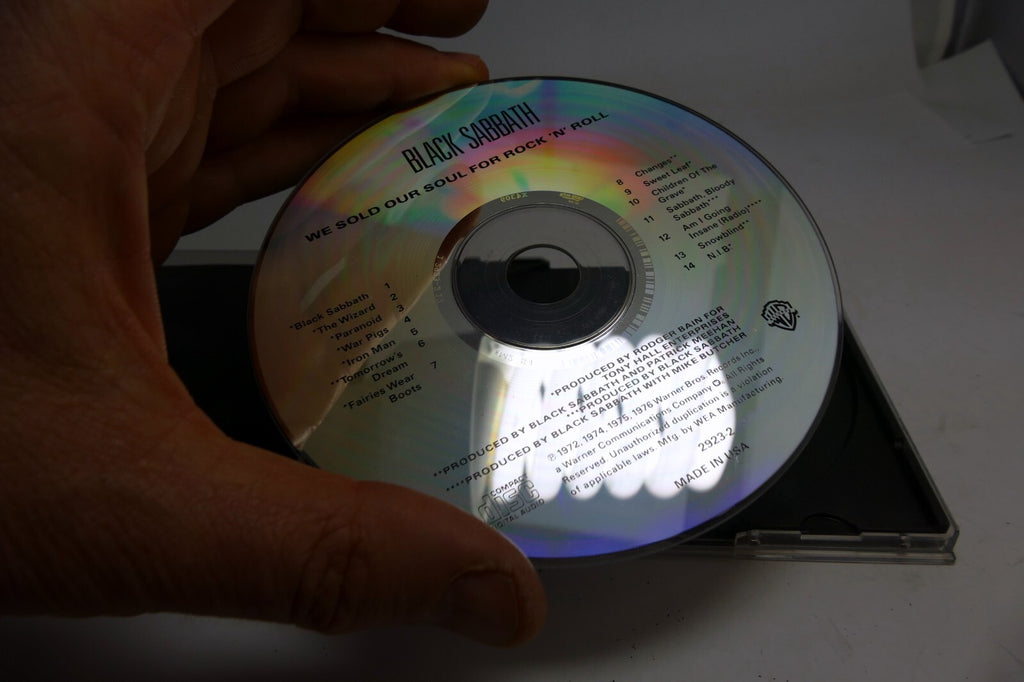 BLACK SABBATH - WE SOLD OUR SOUL FOR ROCK 'N' ROLL  CD 2923-2 Warner Bros.
