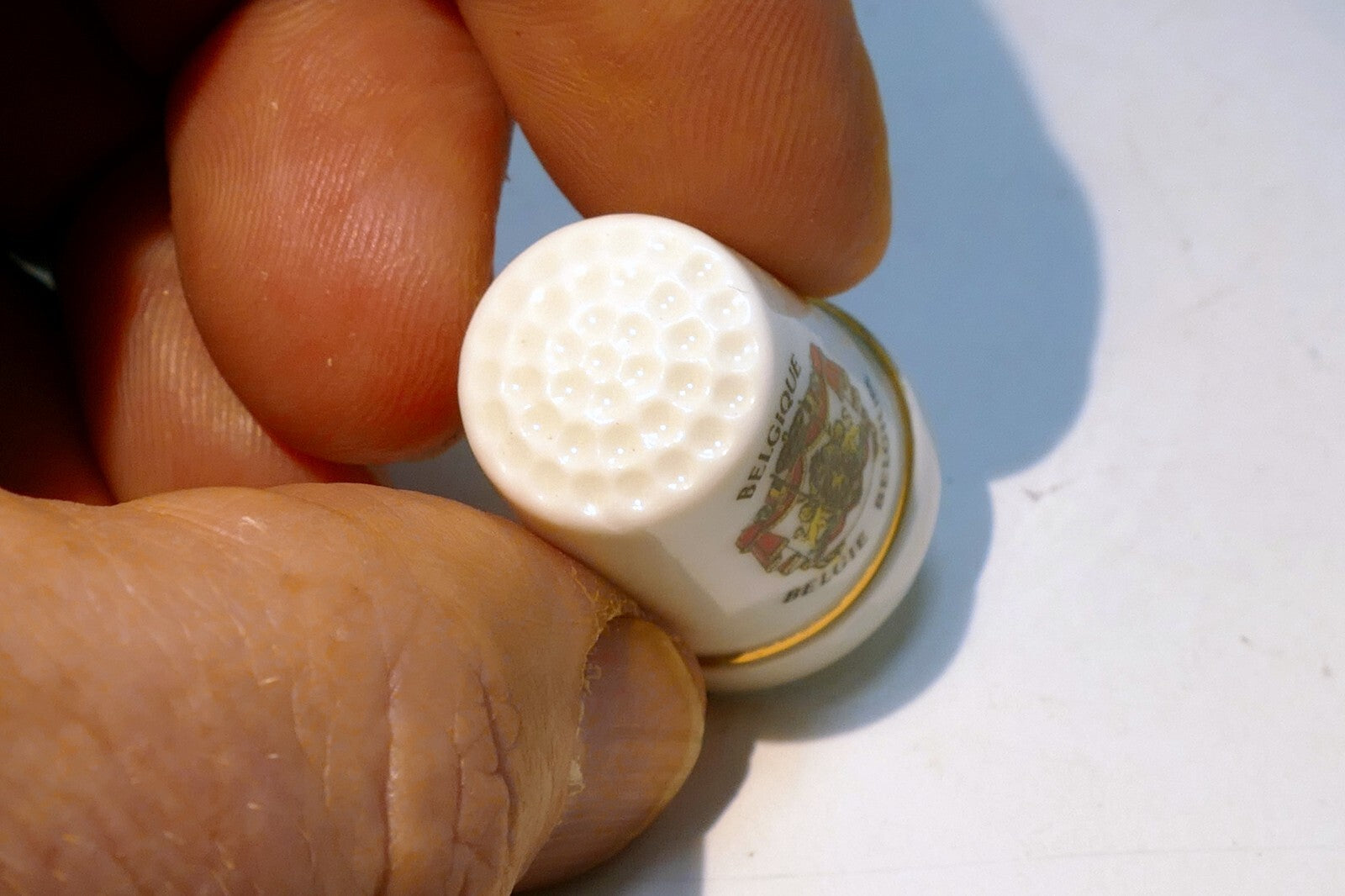 Porcelain Thimble Souvenir Belgium Belgie  Belgique