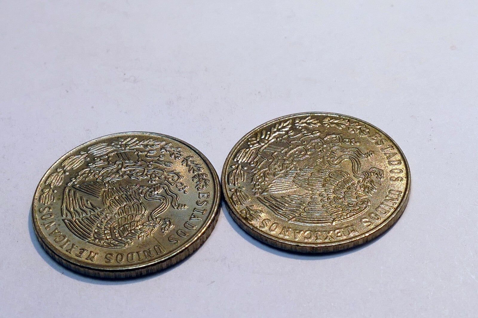 20 c Centimos  Mexico Coin  1979 and 1982 ( two pack lot)
