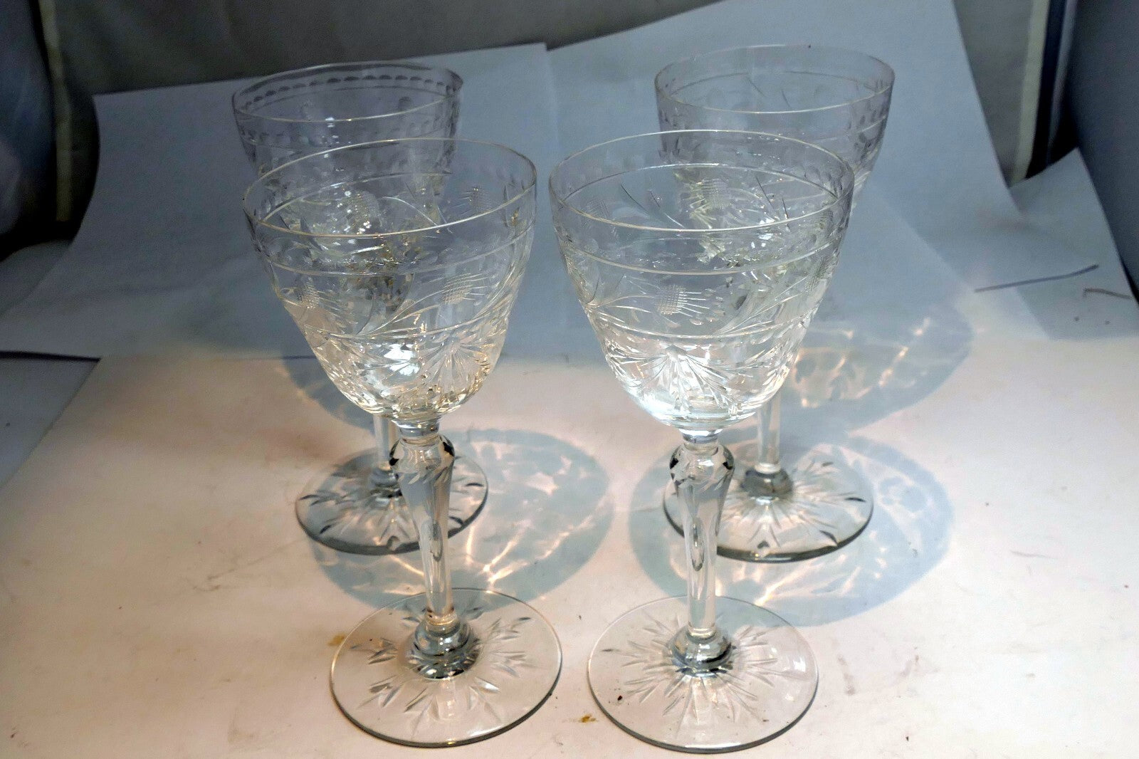 QUEEN'S Anne Lace Bohemian Wine Stem Glass Clear Cut Etched set of 4 Goblets