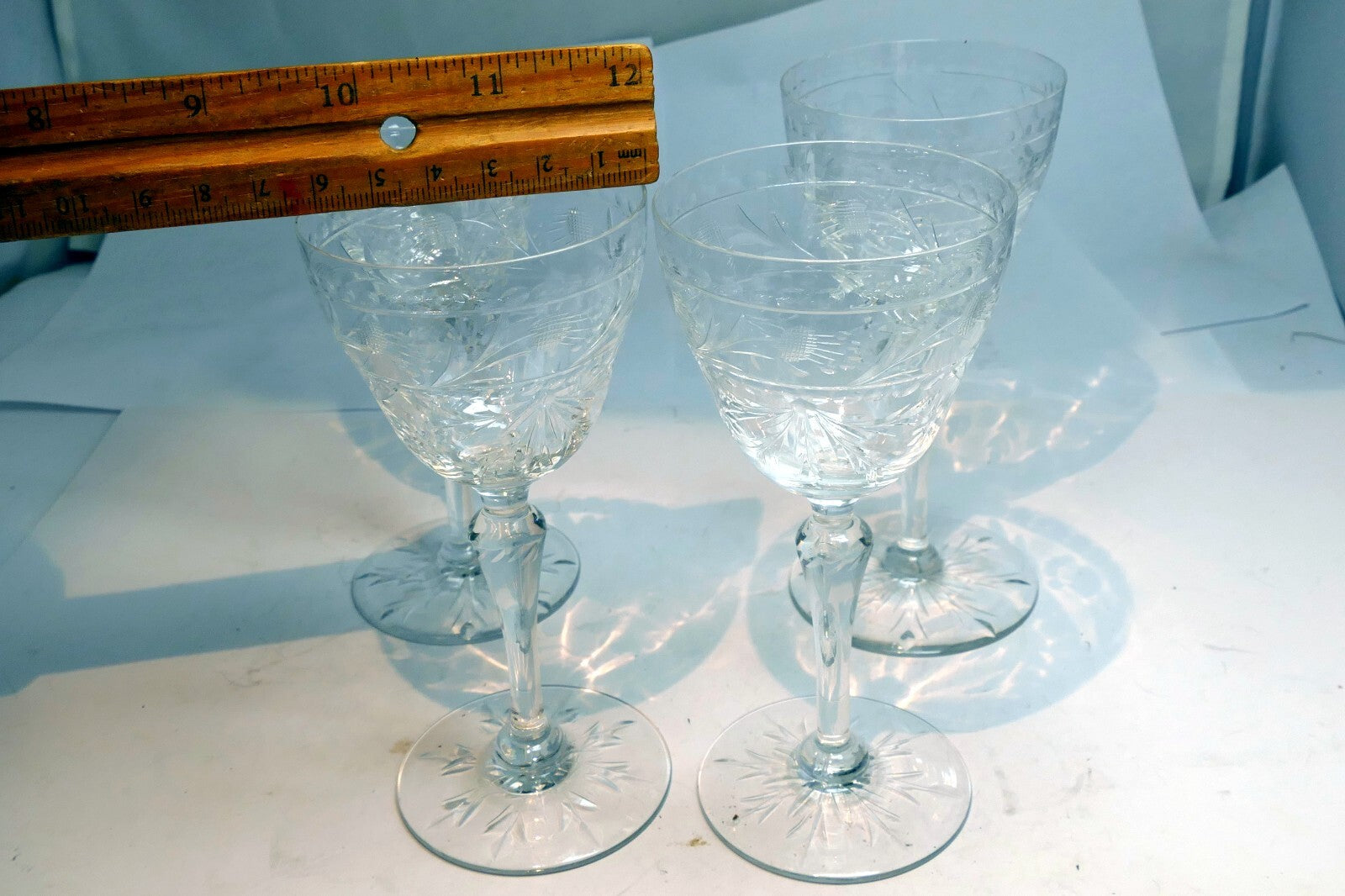QUEEN'S Anne Lace Bohemian Wine Stem Glass Clear Cut Etched set of 4 Goblets