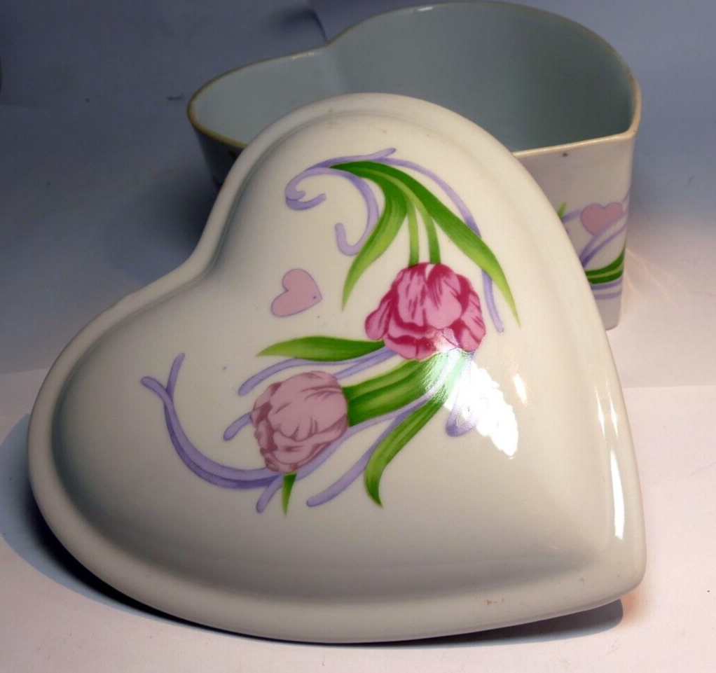 Ftd heart floral planter "especially for you" heart shaped tulips 6x6"